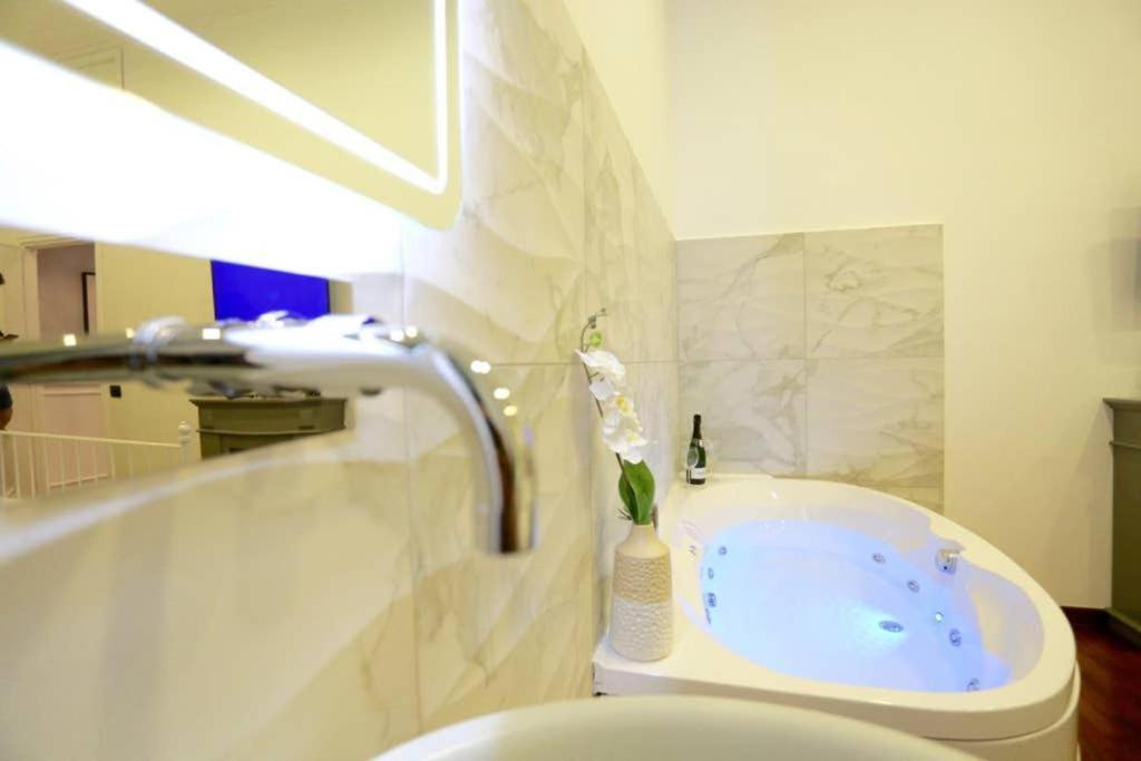 Atrhome Frattina Luxury Rom Exterior foto
